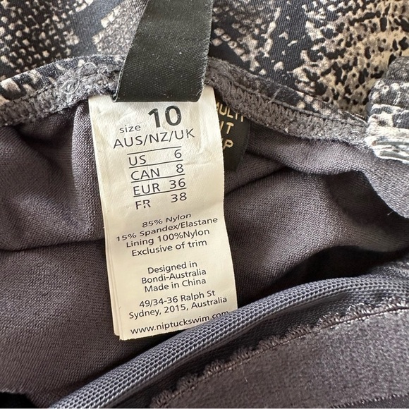 Niptuck snake animal print python tummy control swimsuit gray size 6 - Picture 7 of 8